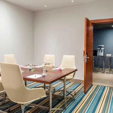 Aloft By Marriott Abu Dhabi-3