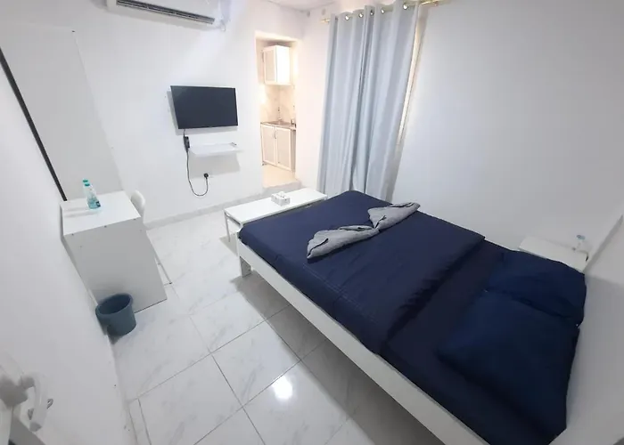 Staycation Full Studio Apartment 0619