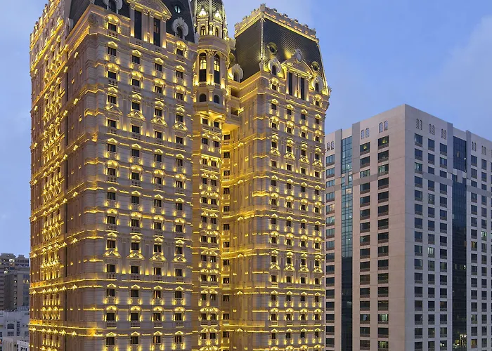 Hôtel pour familles: Royal Rose Hotel Abu Dhabi, Curio Collection By Hilton